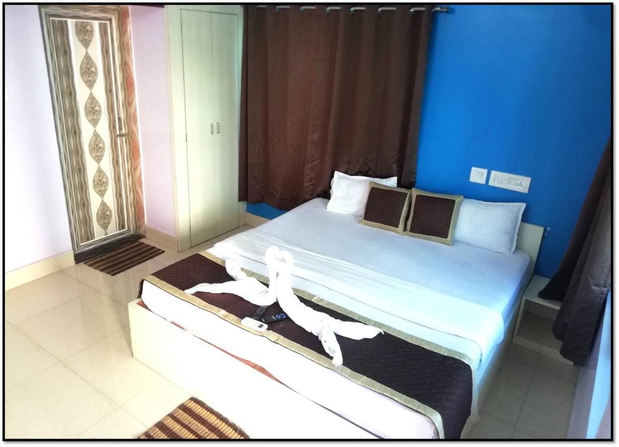 Railview Inn Bhubaneswar Bagian luar foto